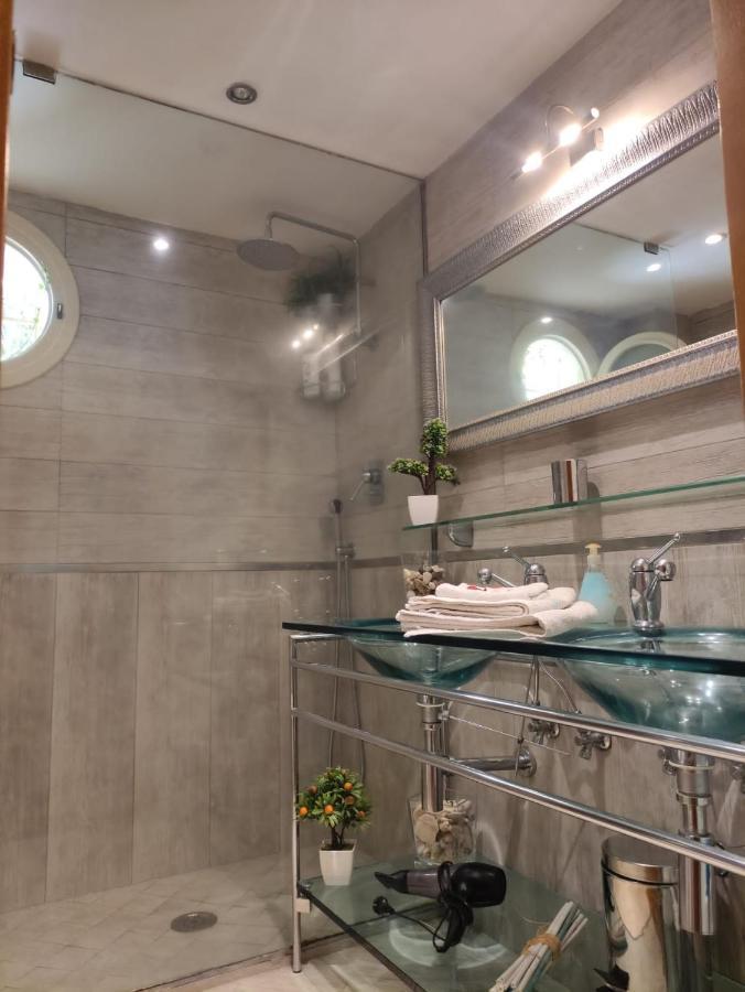 B&B Michelangelo Napoli Bagian luar foto