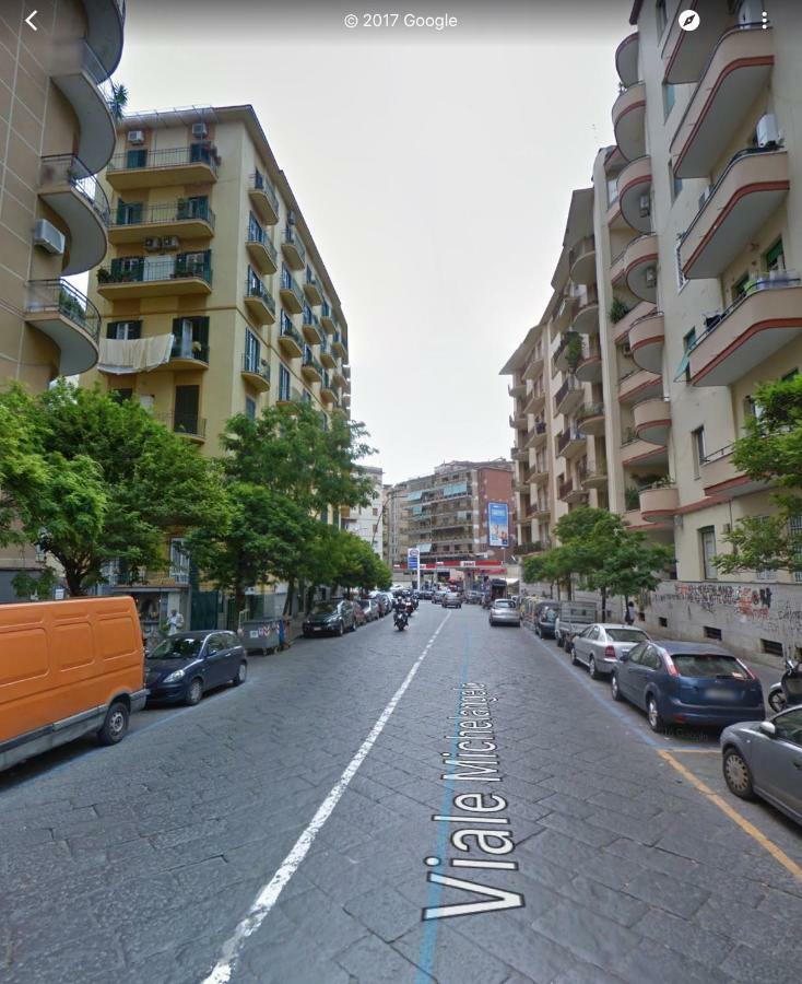 B&B Michelangelo Napoli Bagian luar foto